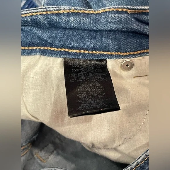 Jones New York Madison Slim Crop size 6 - Picture 6 of 7